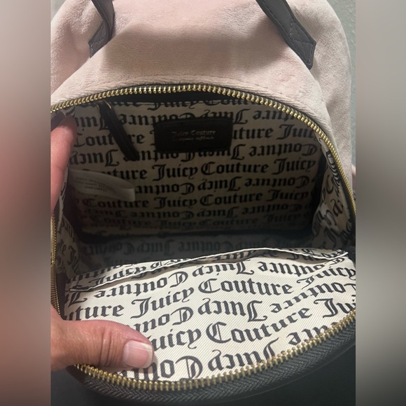 NWOT Juicy Couture POWDER BLUSH
HERITAGE BACKPACK Bag Purse with Heart Charm - Picture 8 of 9